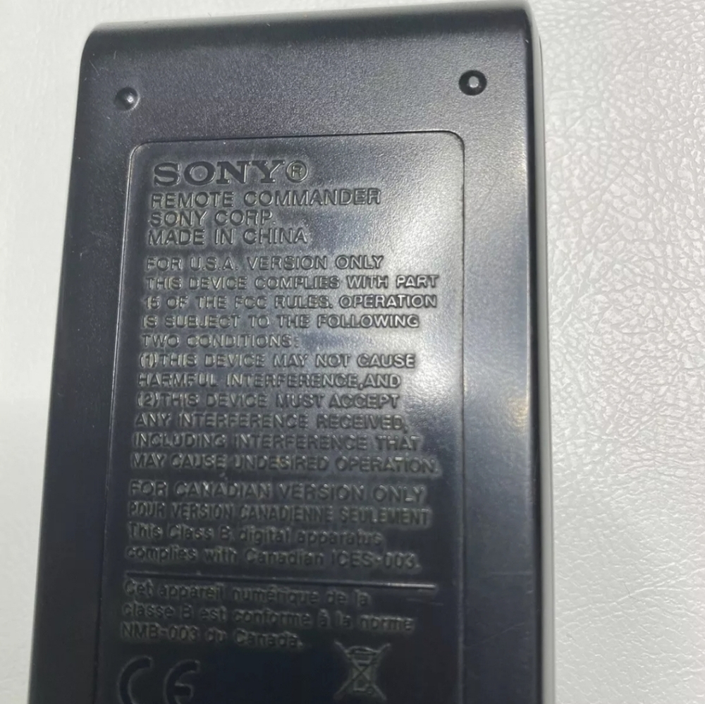 Sony Remote Commander Model RM-V310 TESTED - Picture 2 of 3
